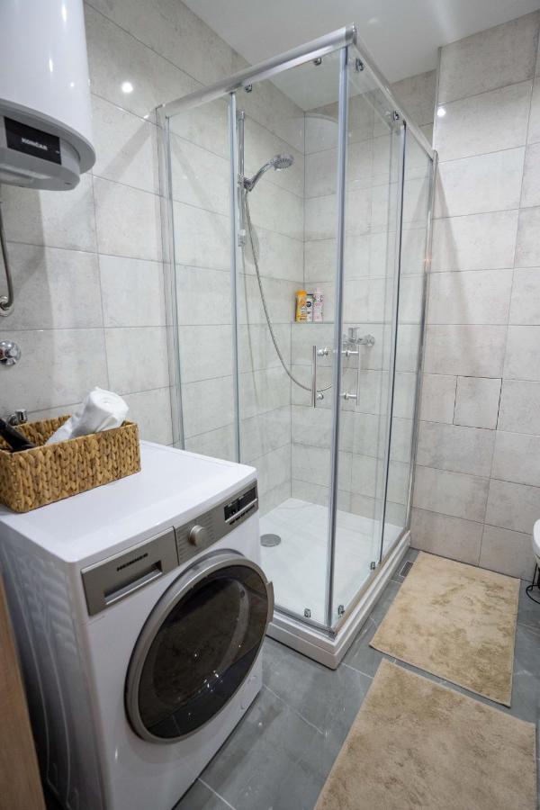 Apartman Niko ลิฟโน ภายนอก รูปภาพ